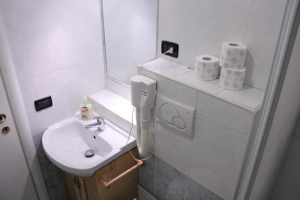 Апарт готель Tourist House Roma Номер фото